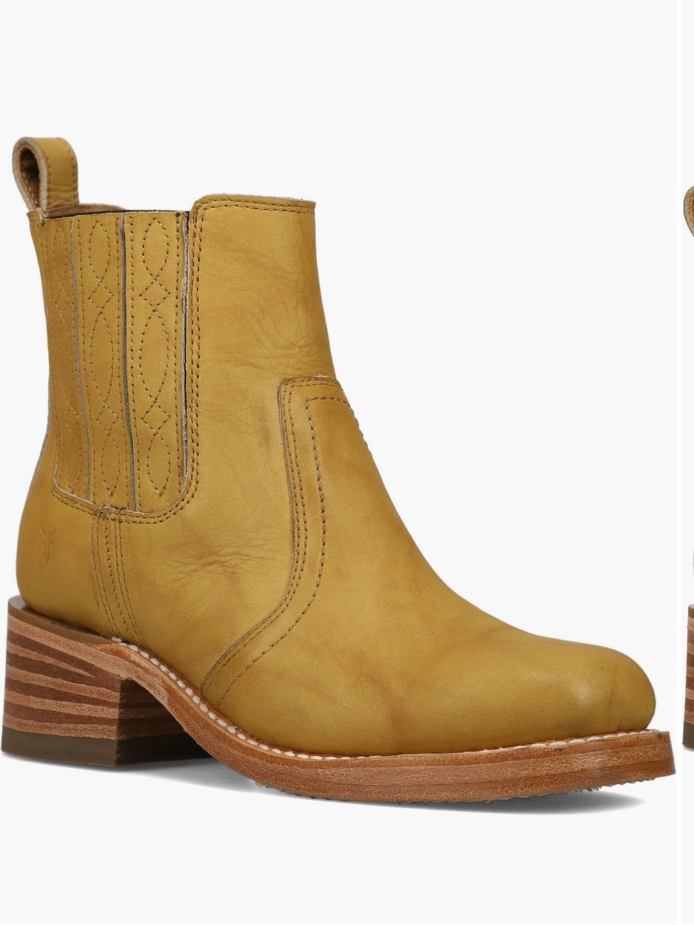 FRYE Campus Platform Chelsea Boot Banana size 8 Brand new